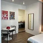 The Napolitaner - Duomo Suites